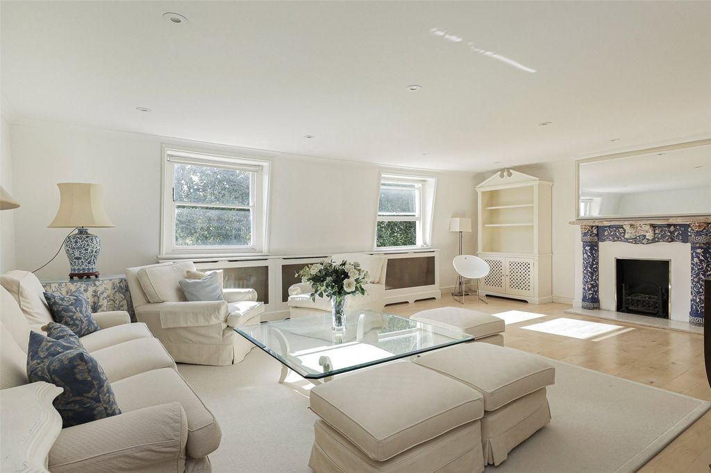 Property photo 1 of 17 Picture No. 01