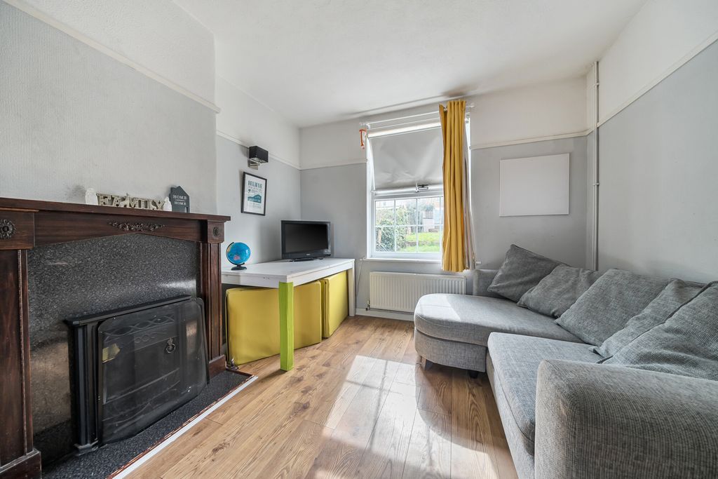 Property photo 2 of 13 Reception