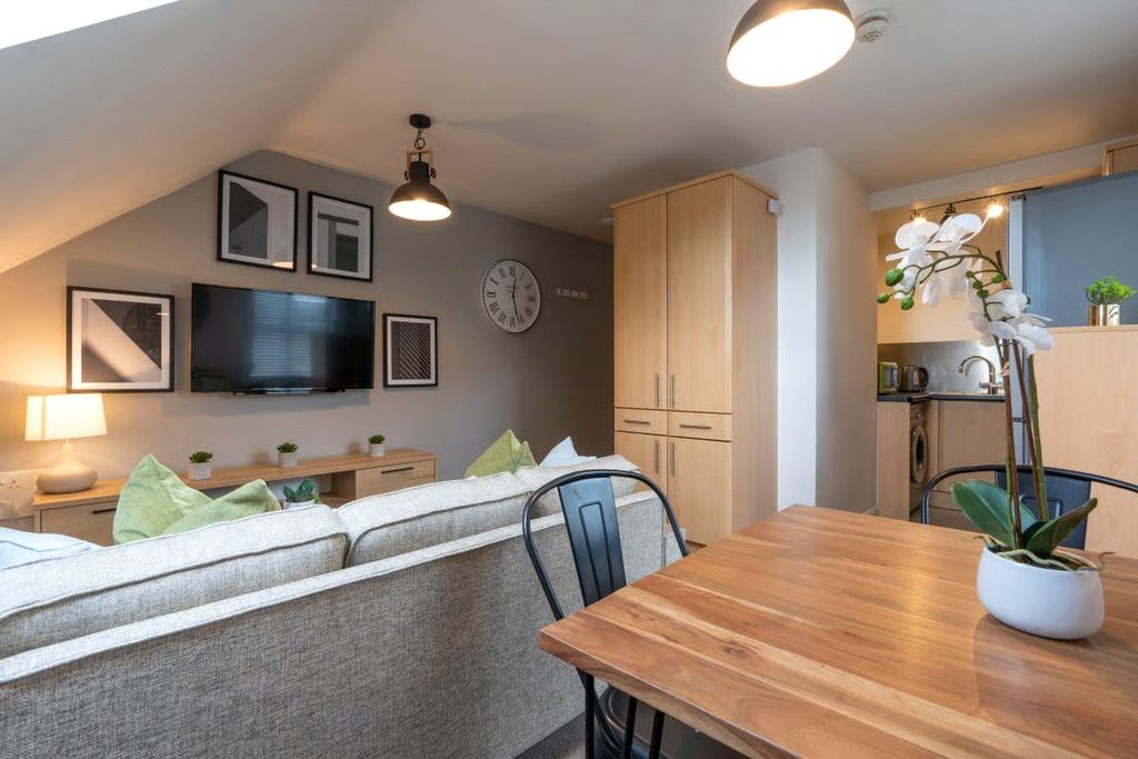 Property photo 2 of 6 Picture No. 05