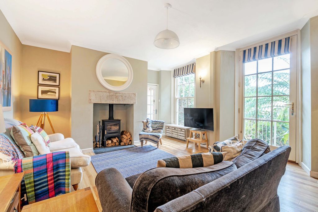 Property photo 2 of 21 Photo 2