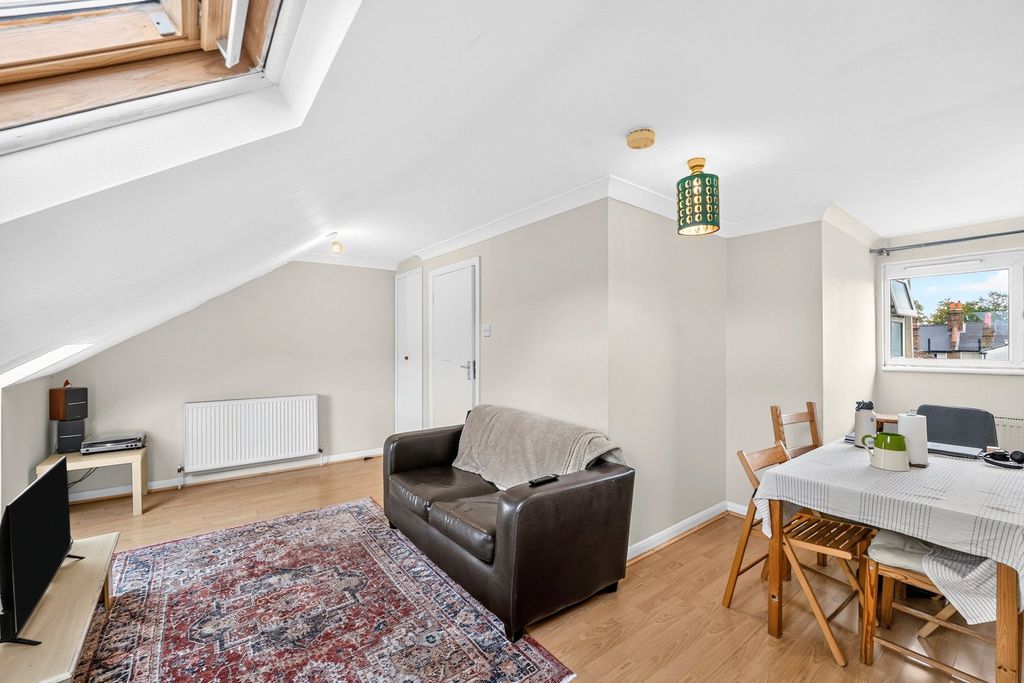 Property photo 1 of 16 Pbox-Img.Jpg