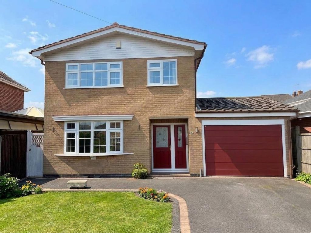 Property photo 1 of 27 Greenmoor Road, Burbage