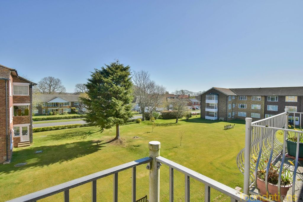 Property photo 2 of 14