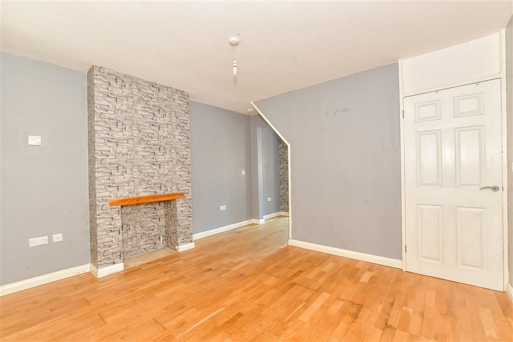 Property photo 2 of 8 Dining Room