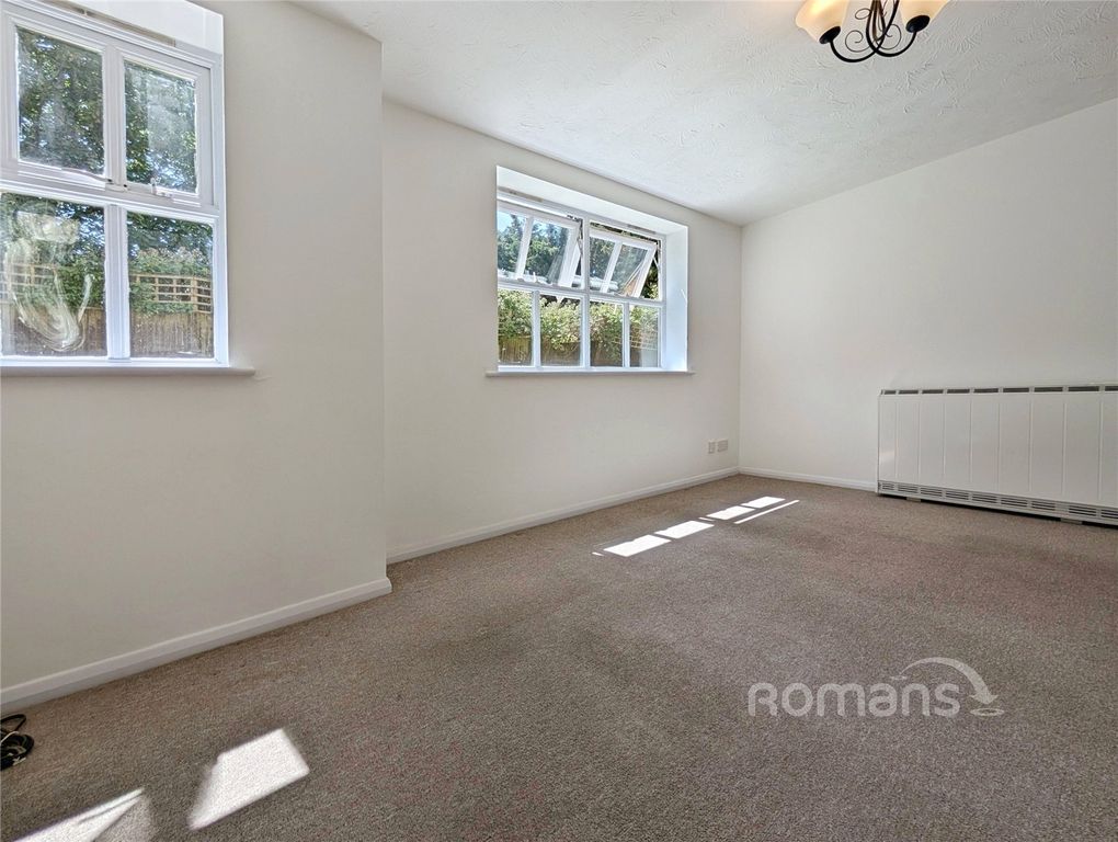 Property photo 2 of 8 Picture No. 09