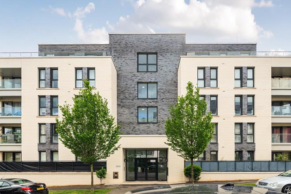 Property photo 1 of 14 External Front