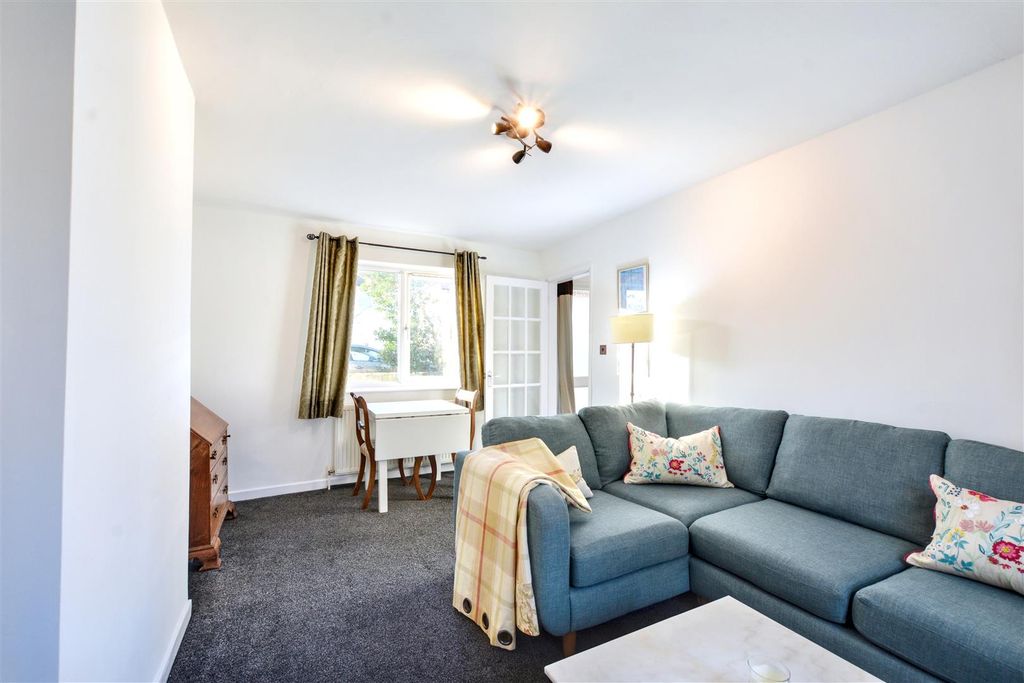 Property photo 3 of 23 Lounge Diner_2.Jpeg