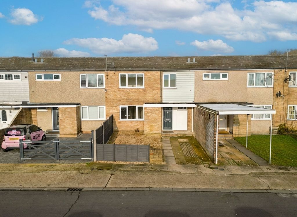 Property photo 2 of 18