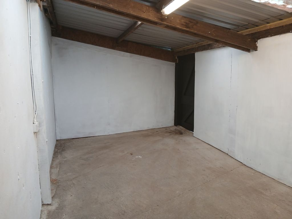 Property photo 3 of 4 20250911_131158