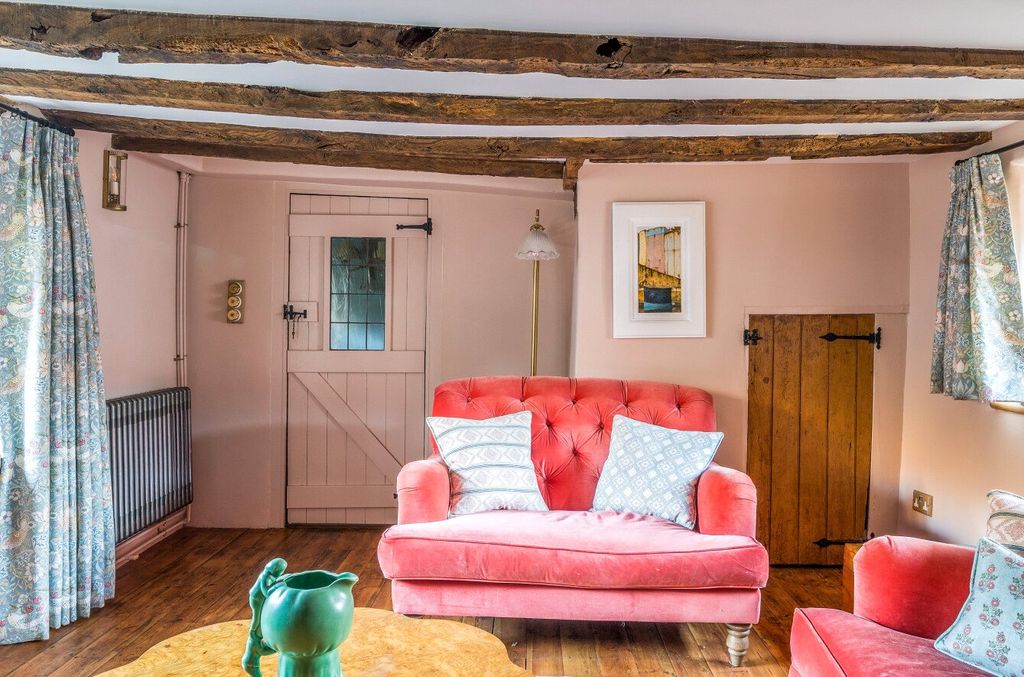 Property photo 3 of 4 Sitting Room