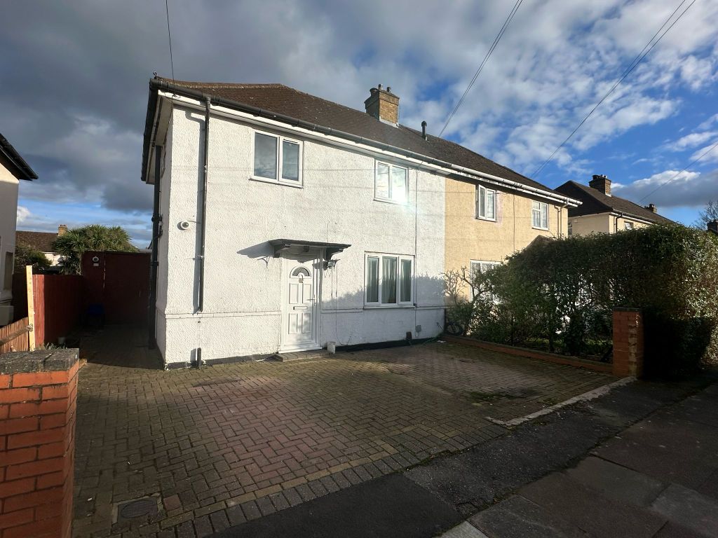 Property photo 2 of 18
