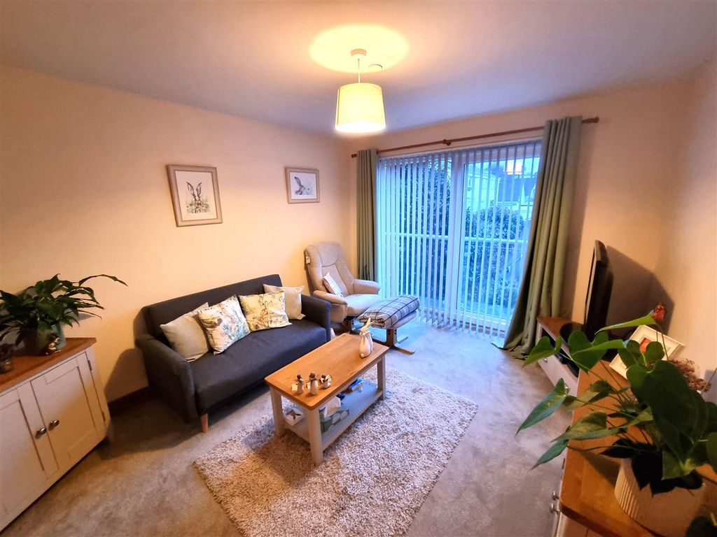 Additional image 12 of 2 bed flat for saleDowr Close, Western Road, Launceston PL15