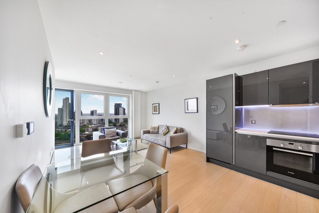 Property photo 1 of 13 Lantana Heights, Gla