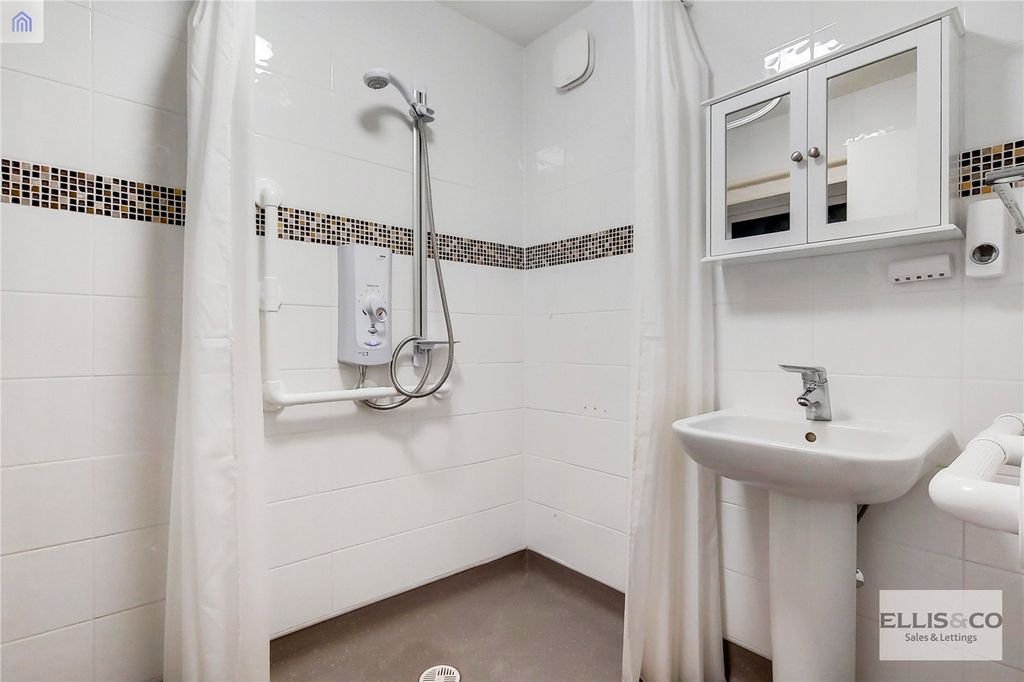 Property photo 3 of 17 Picture No. 17