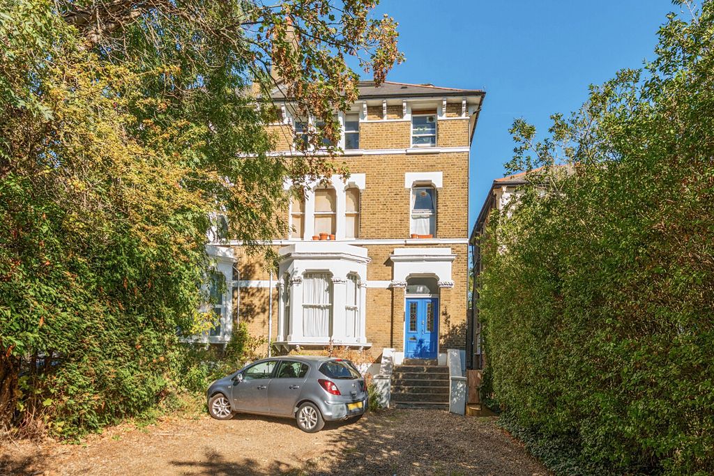 Property photo 1 of 15 1-6Ac38923Cb04A-1...