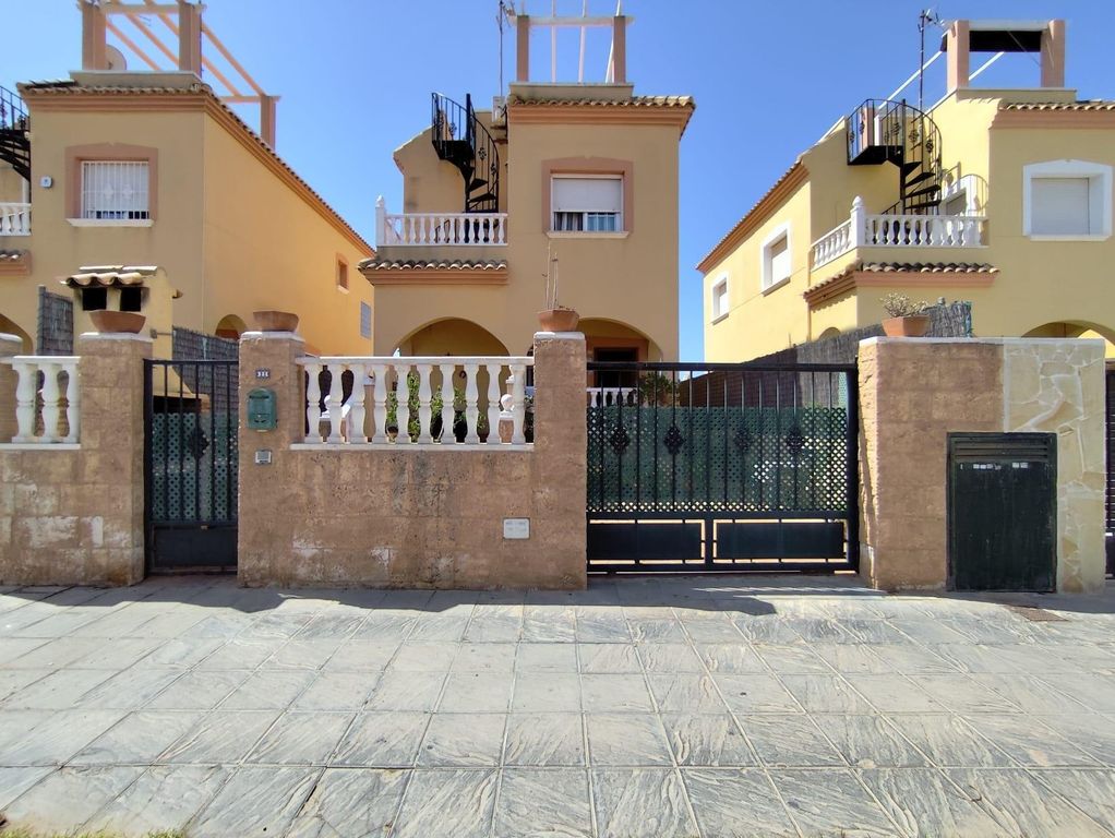 Property photo 1 of 35