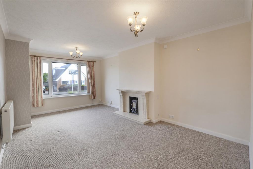 Property photo 2 of 13 4Eversley02.Jpg