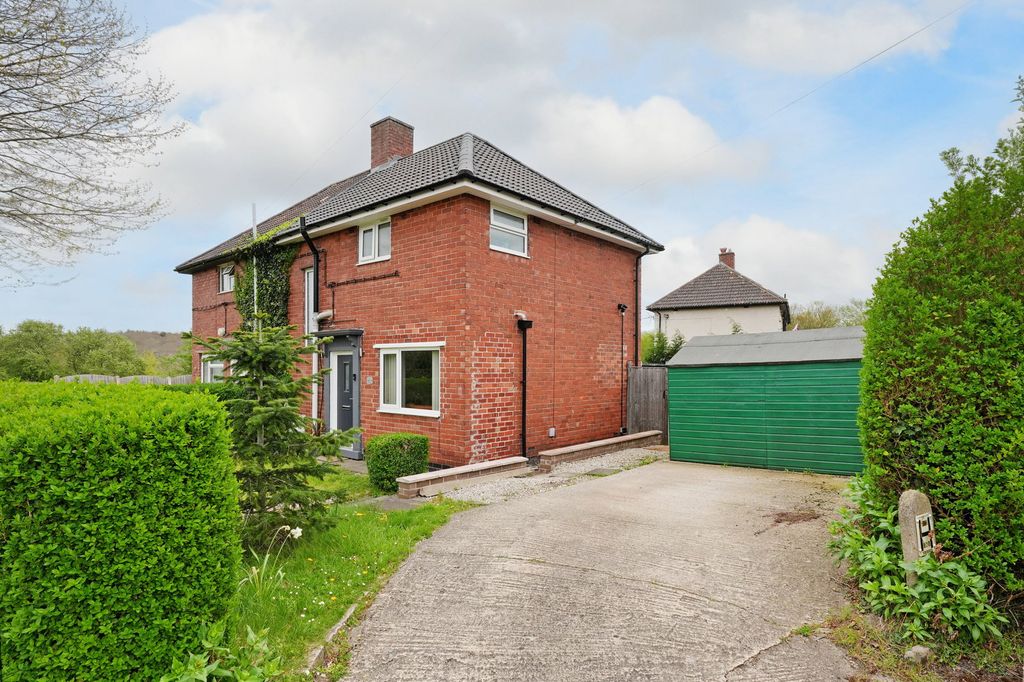 Property photo 2 of 18