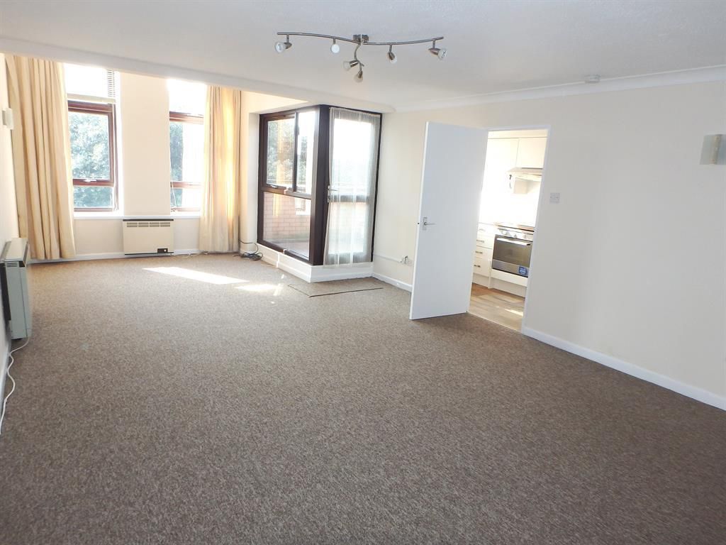 Property photo 2 of 7 Lounge Dining Room