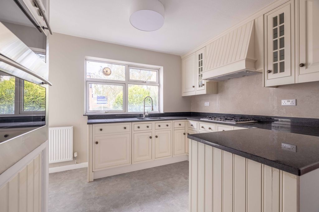 Property photo 1 of 18 52CM (9 Of 20)