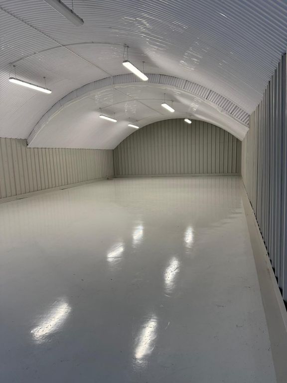 Property photo 1 of 2