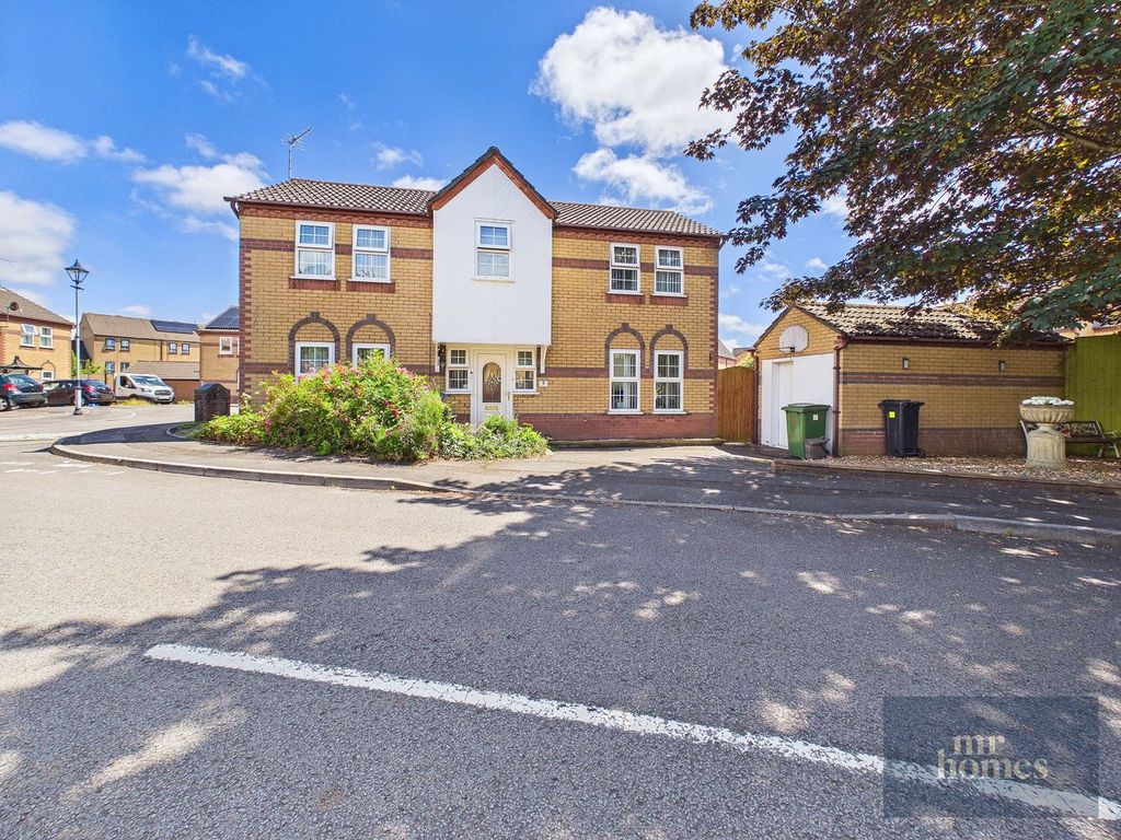 Property photo 1 of 42