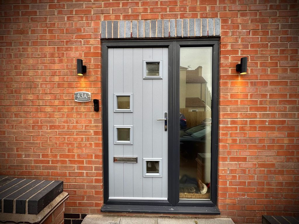 Property photo 3 of 38