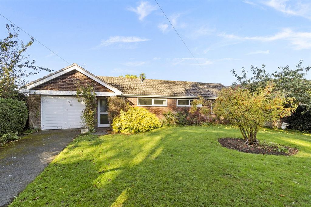 Property photo 1 of 14 Photo 17