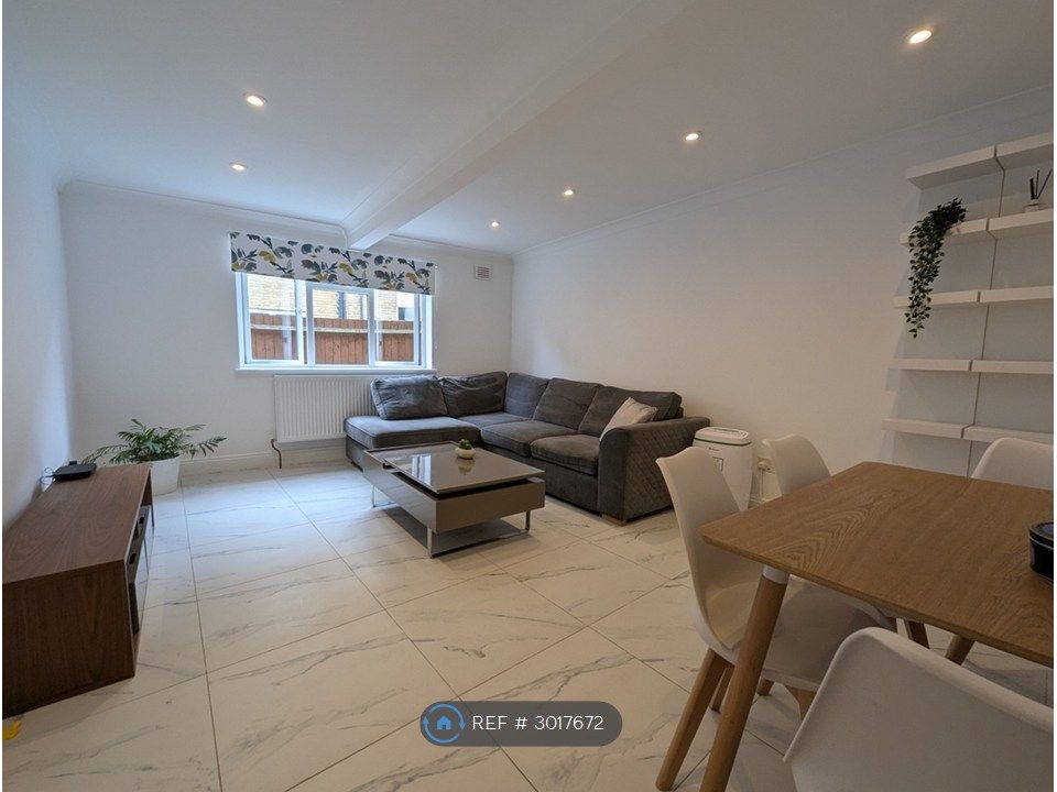 Property photo 1 of 35