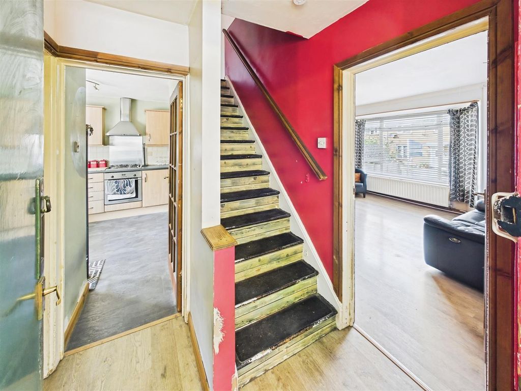 Property photo 2 of 10 Entrance