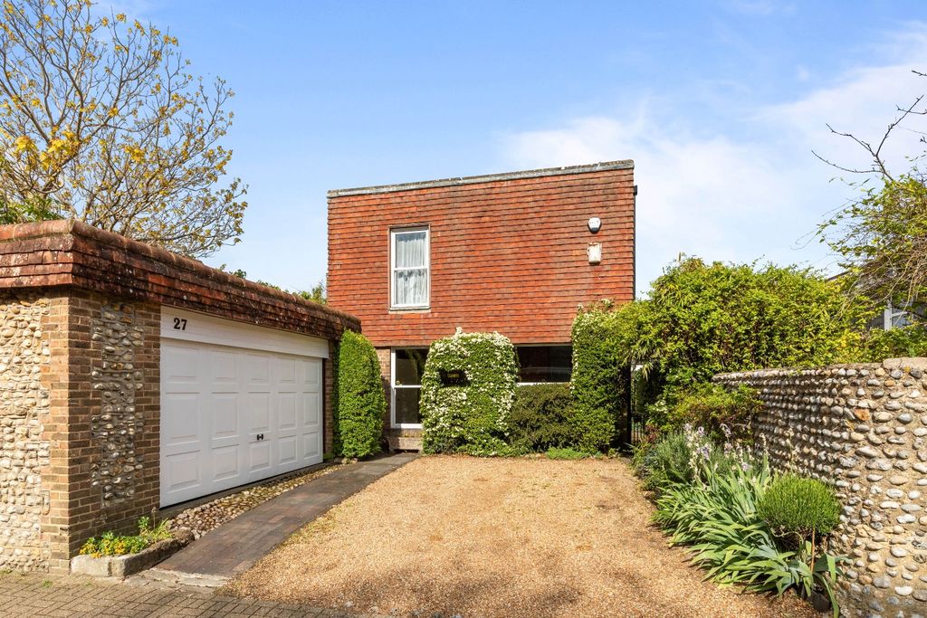 Property photo 1 of 19 5172742