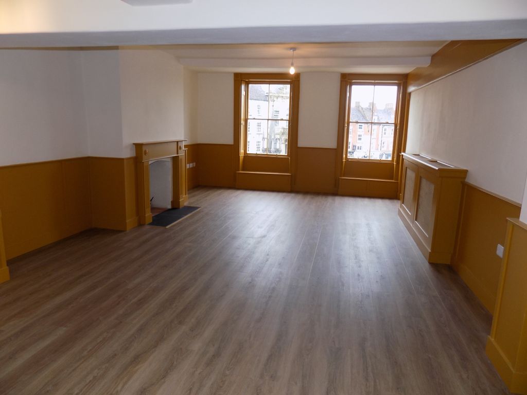 Property photo 1 of 6 Sitting Room 1