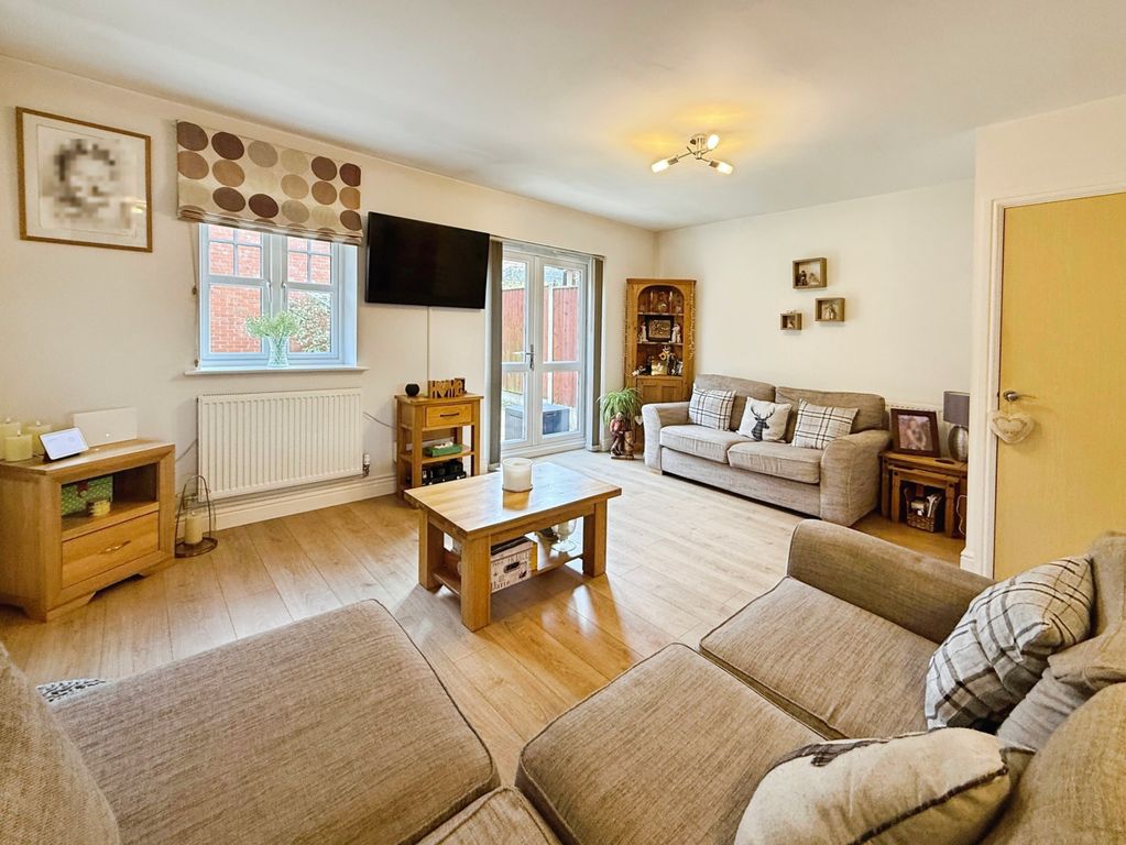 Property photo 2 of 24