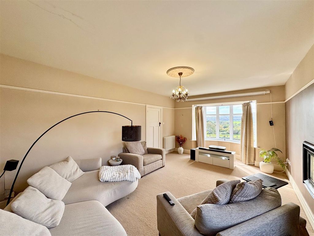 Property photo 2 of 52 Img_8840.Jpeg