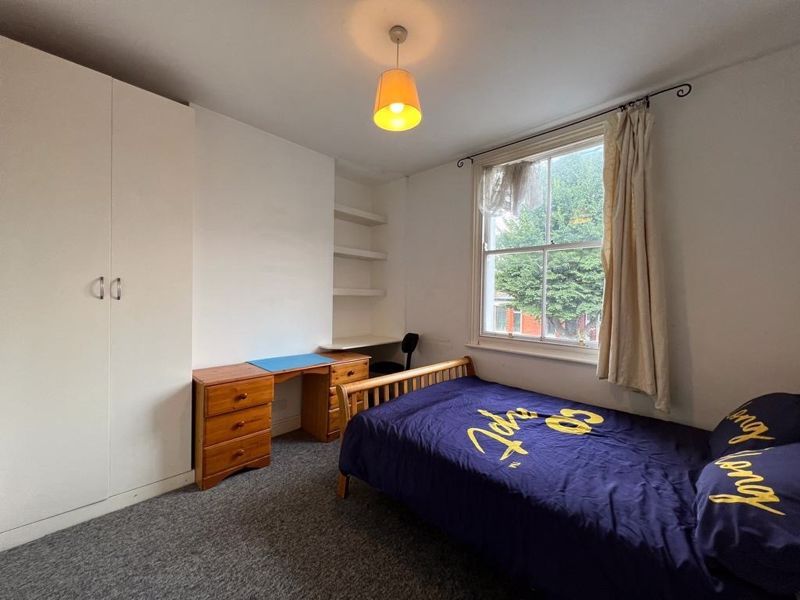 Property photo 1 of 16 Photo 21