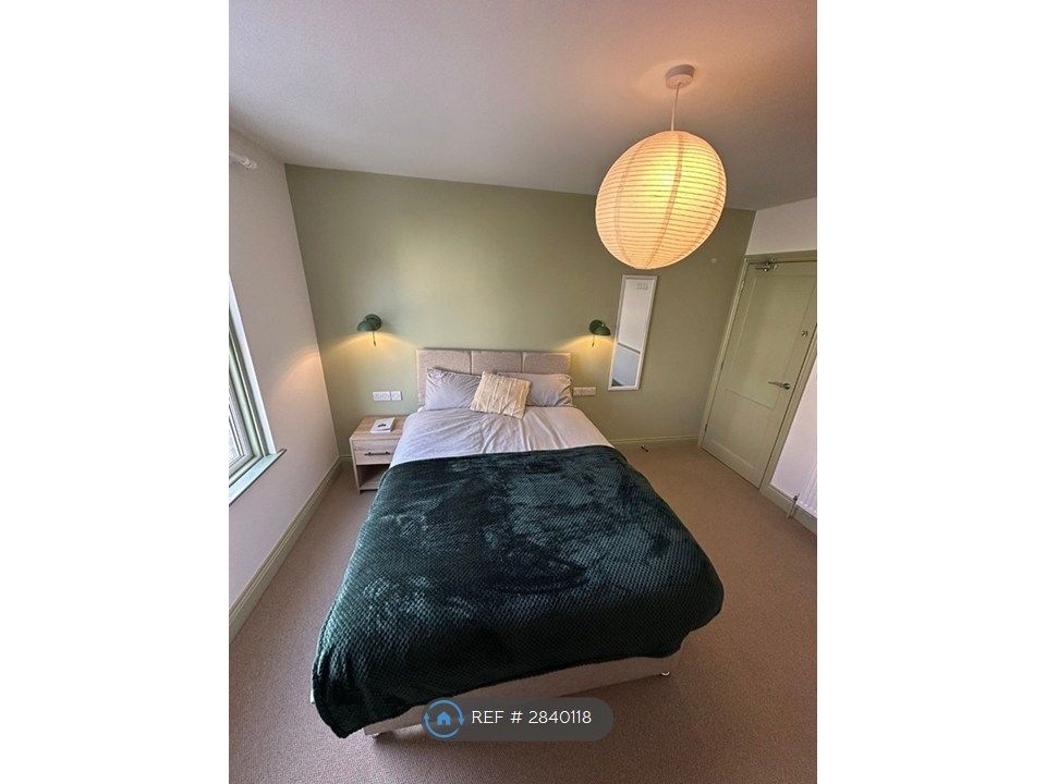Property photo 3 of 35