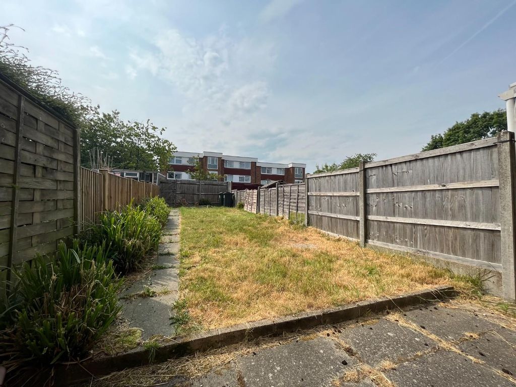 Property photo 2 of 15 Img_4008.Jpg