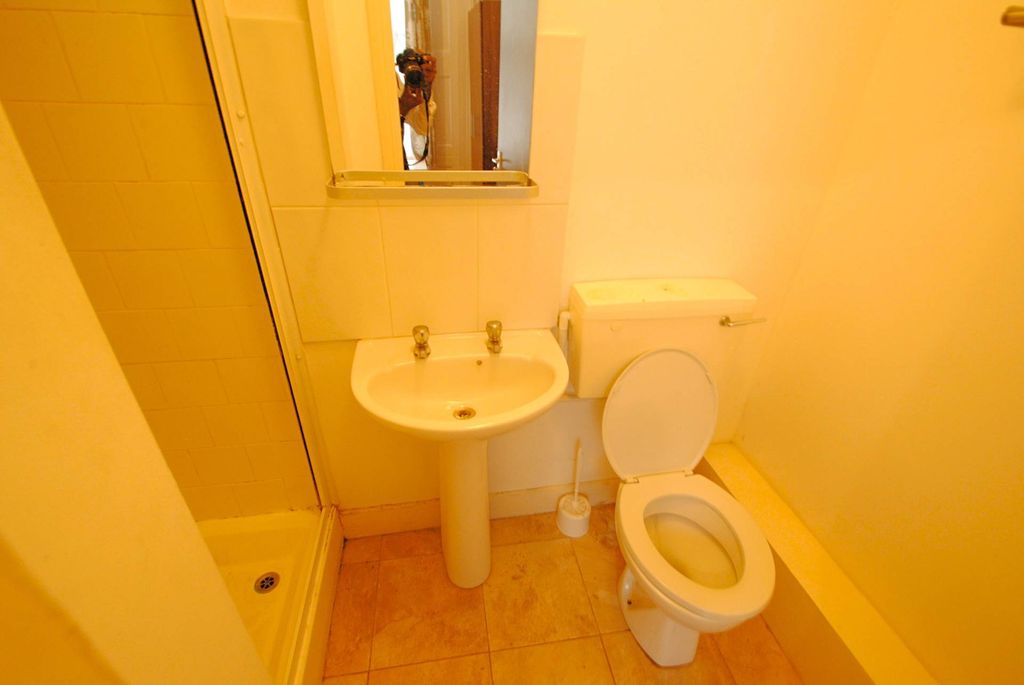 Property photo 2 of 4