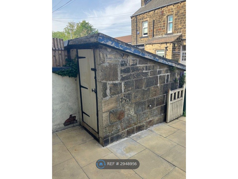 Property photo 3 of 11