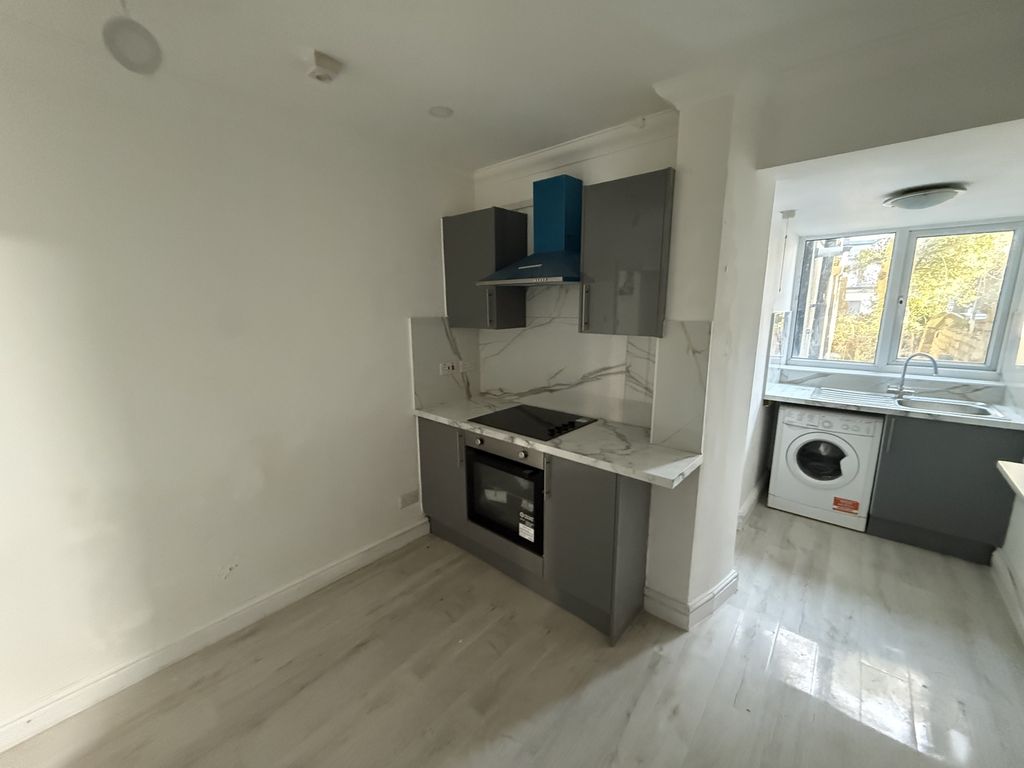 Property photo 2 of 4 Gallery