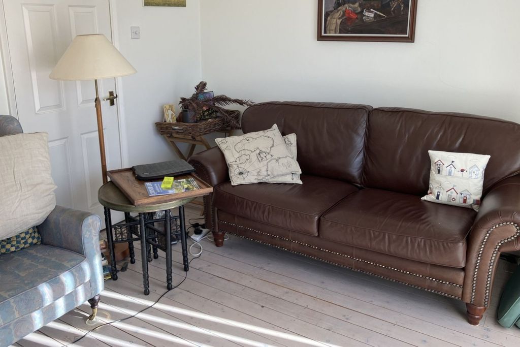 Property photo 2 of 16 Living Room