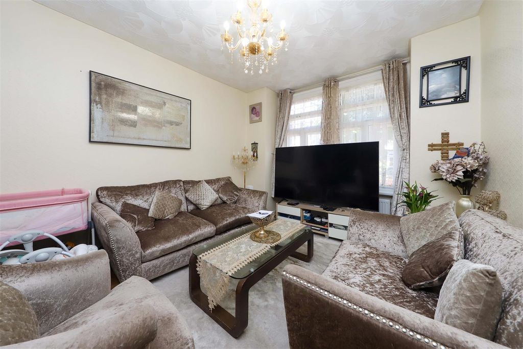 Property photo 2 of 15 Reception Room