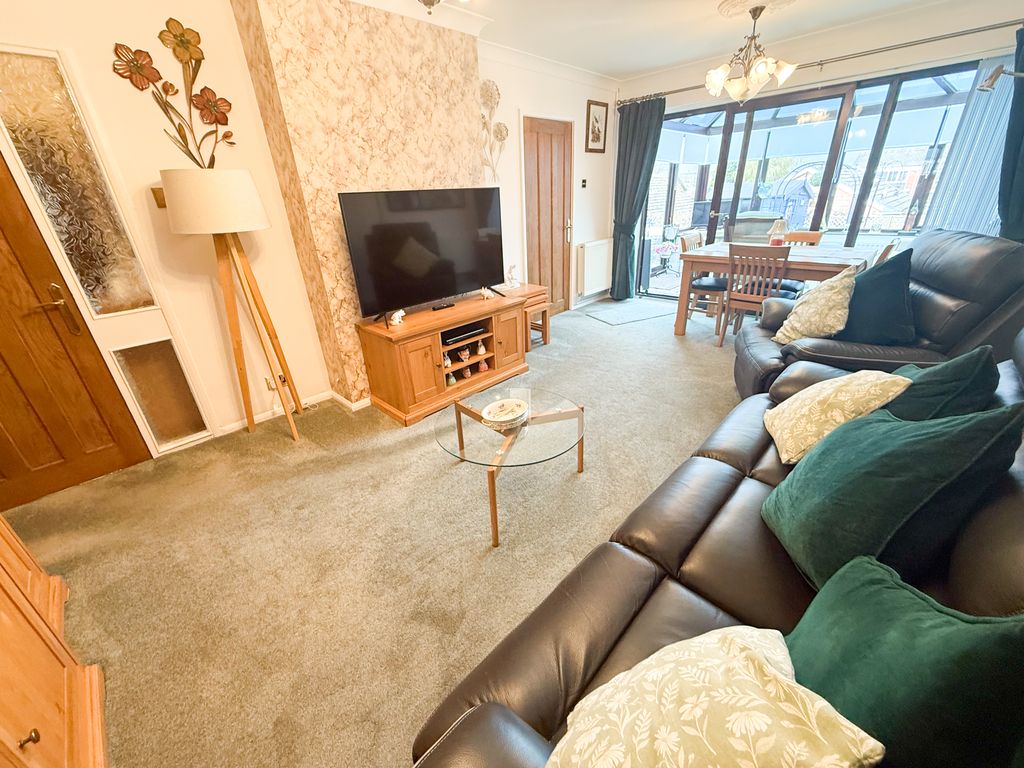 Property photo 3 of 25 Img_3661