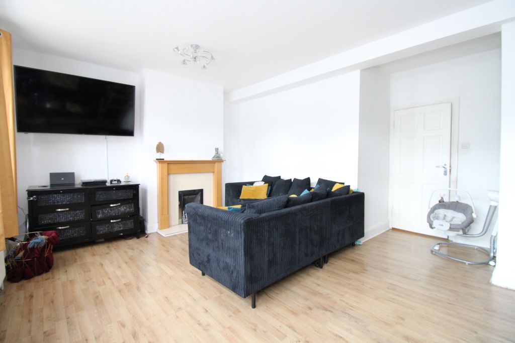 Property photo 1 of 11 Img_5539