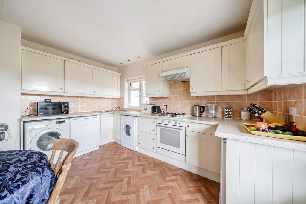 Property photo 3 of 17 1457408-8-6A04Af6...