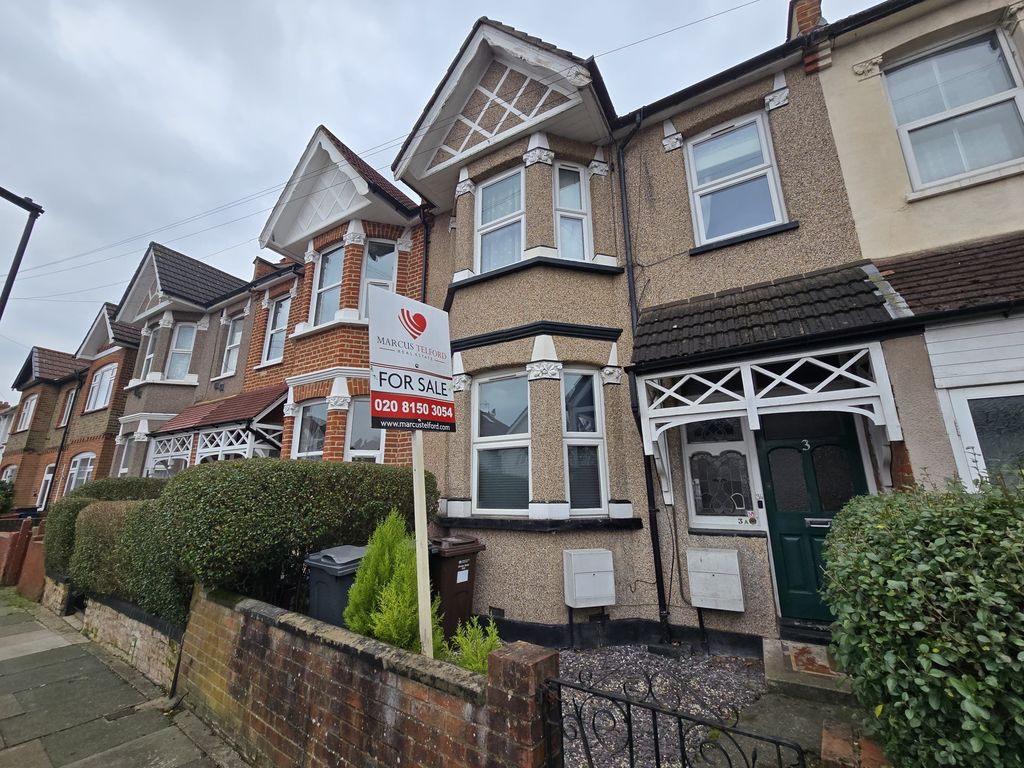 Property photo 1 of 6