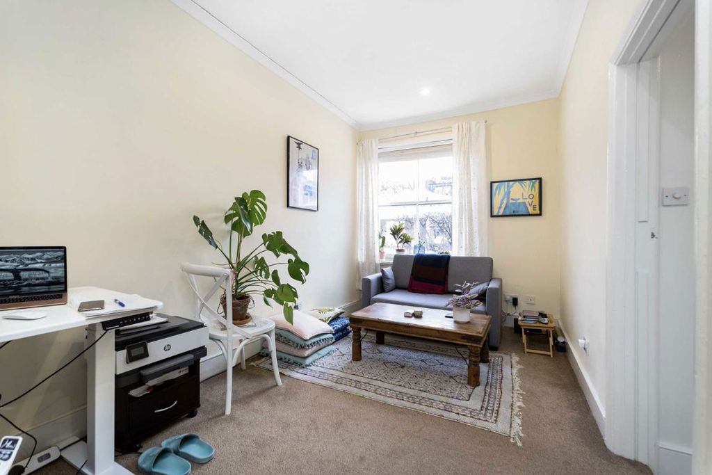 Property photo 2 of 4