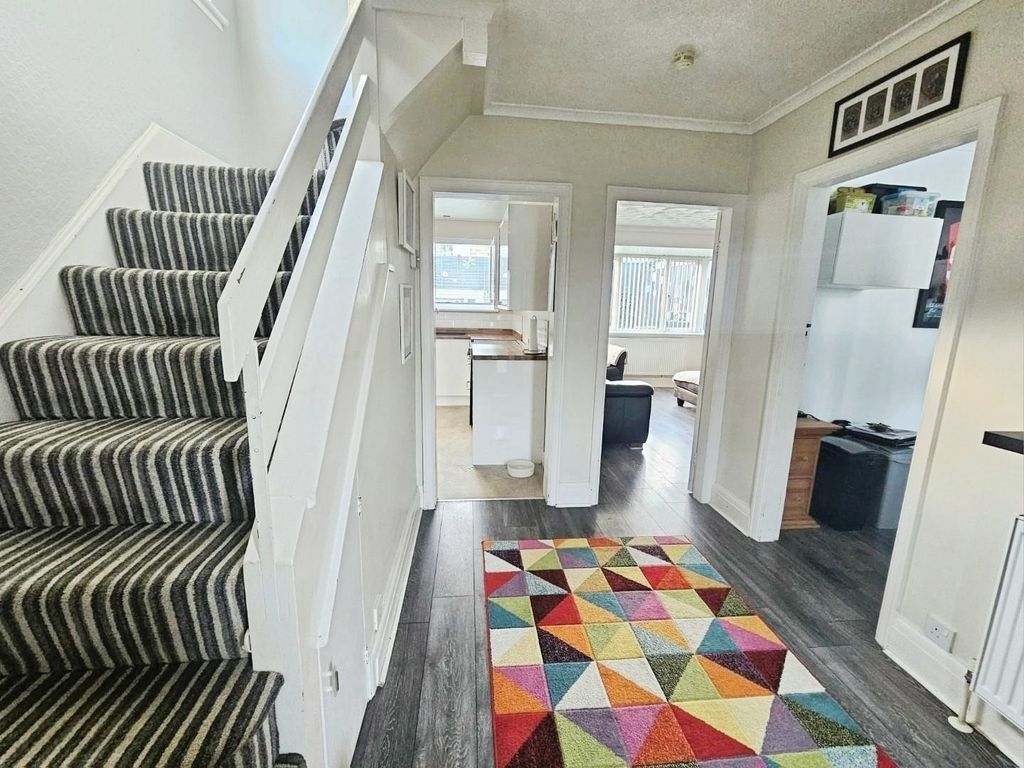 Property photo 2 of 18 Pbox-Img.Jpg