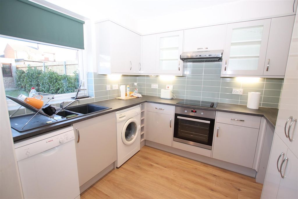 Property photo 3 of 13 Img_2974.Jpg