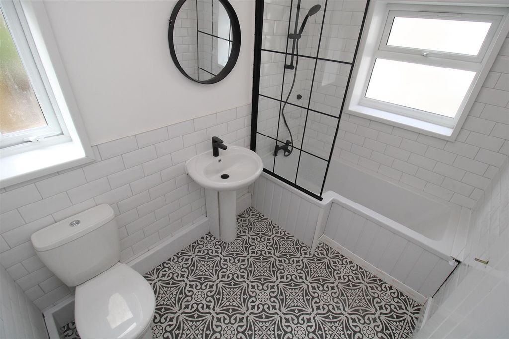 Property photo 1 of 17 Img_5914.Jpg